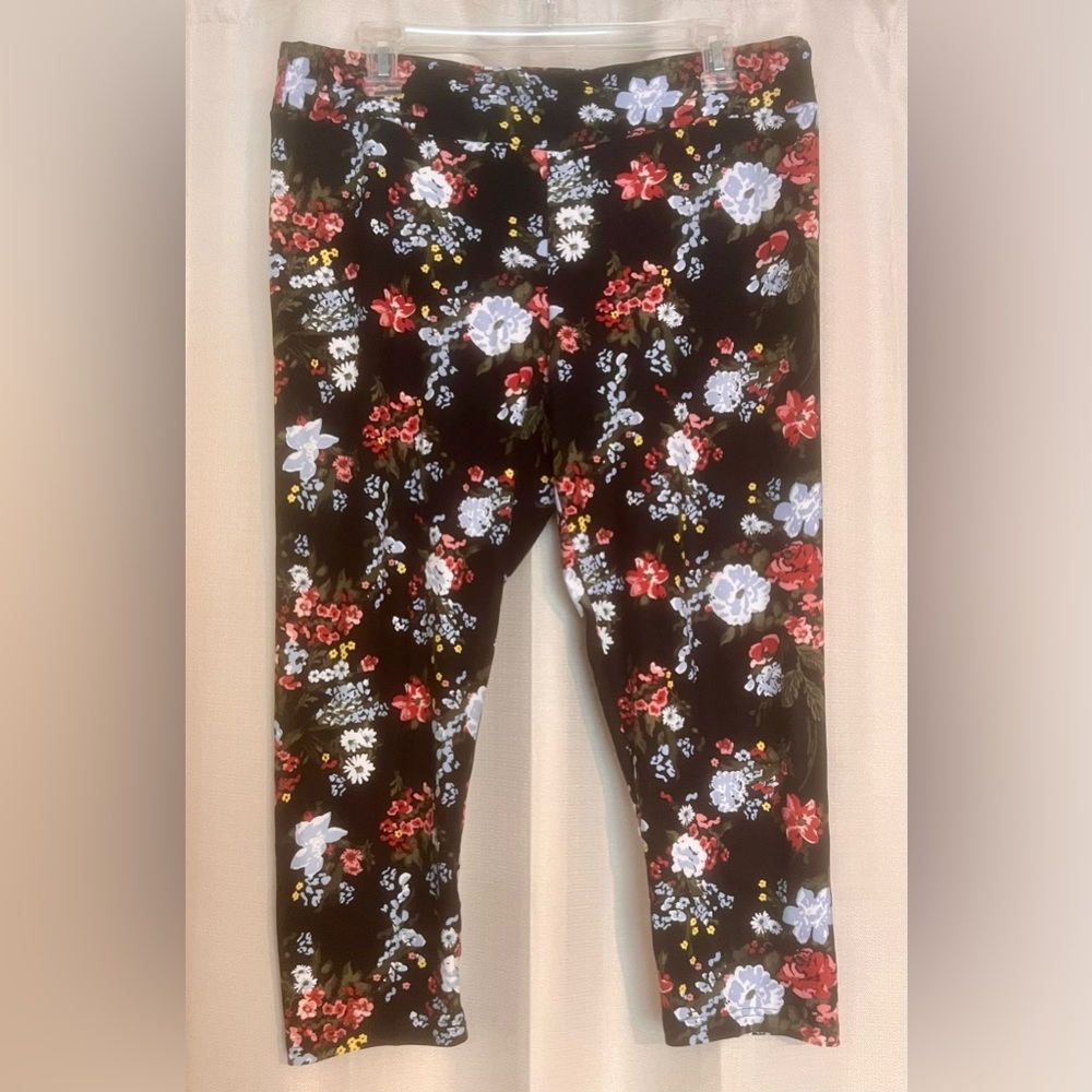 Time and Tru Floral Leggings XL Black Stretch Comfort Pants